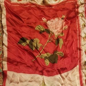 Rose are Red scarf~Delicate soft Rose Print Scarf